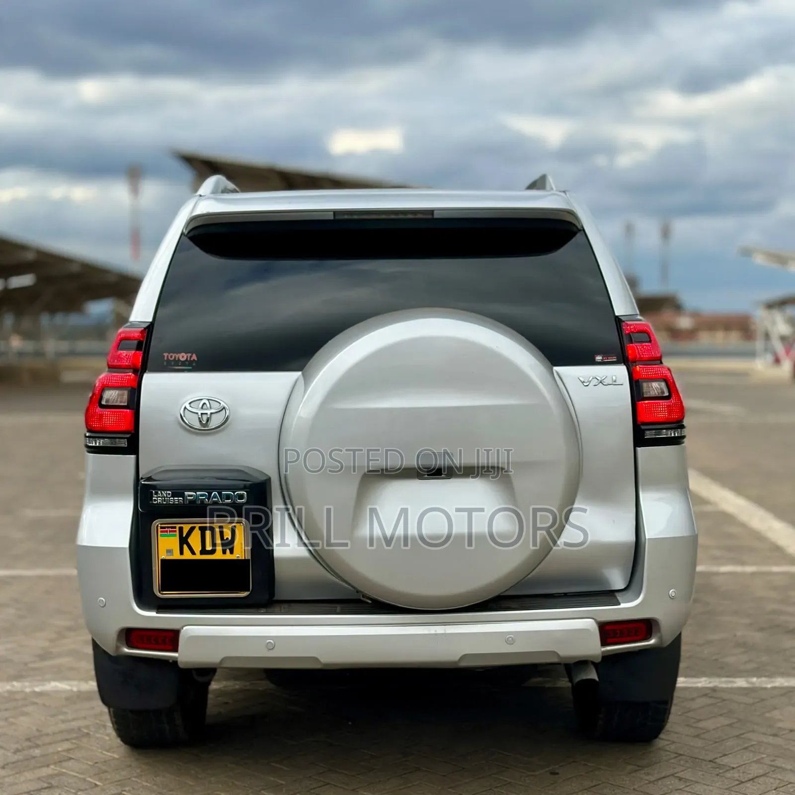 Toyota Land Cruiser Prado 2.8 2017 Silver