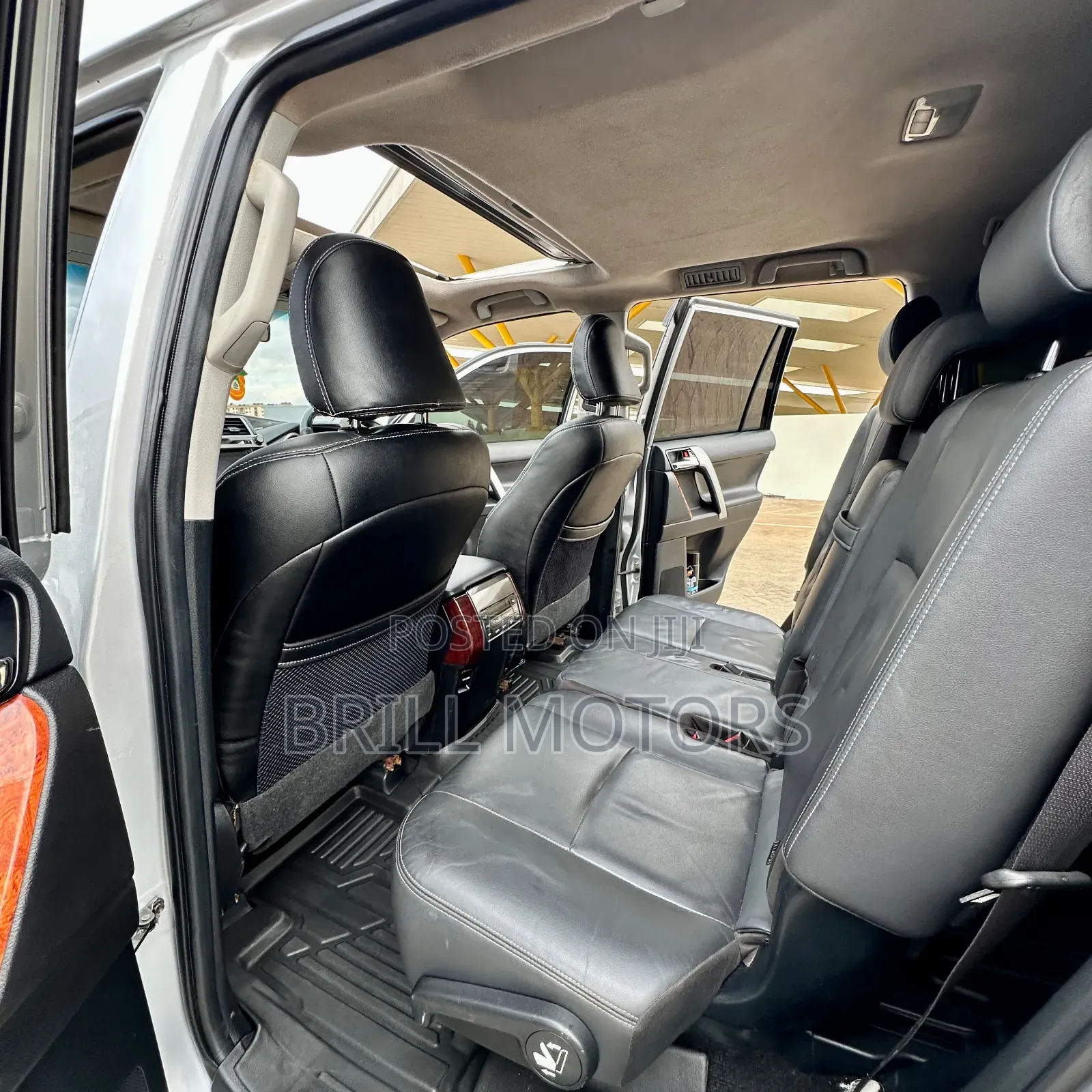 Toyota Land Cruiser Prado 2.8 2017 Silver