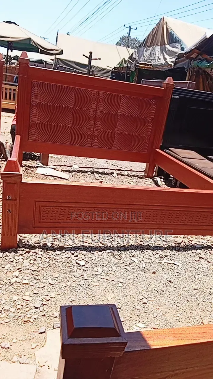 Bed Size 6by6 Mahogany