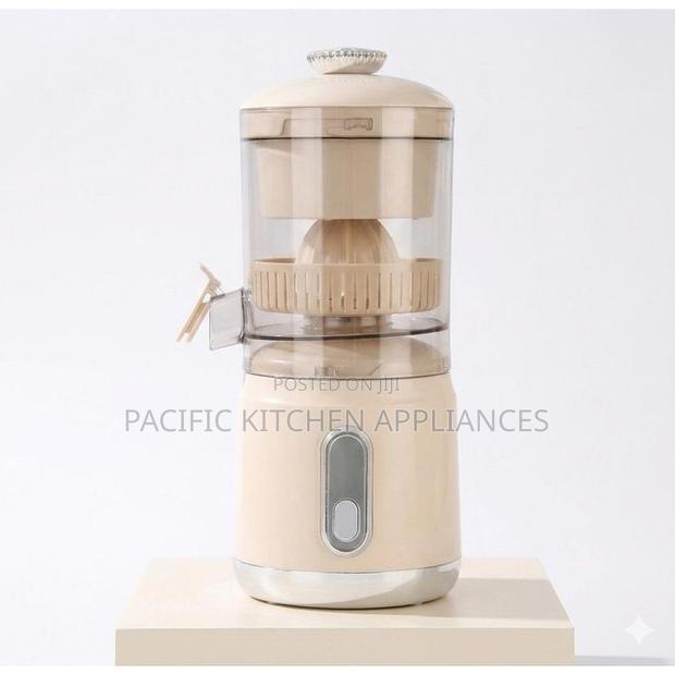 Portable USB Wireless Electric Citrus Juicer Squeezer - main view