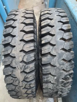10.00 -20 Apollo Tyres Xt-7 (Nylon)