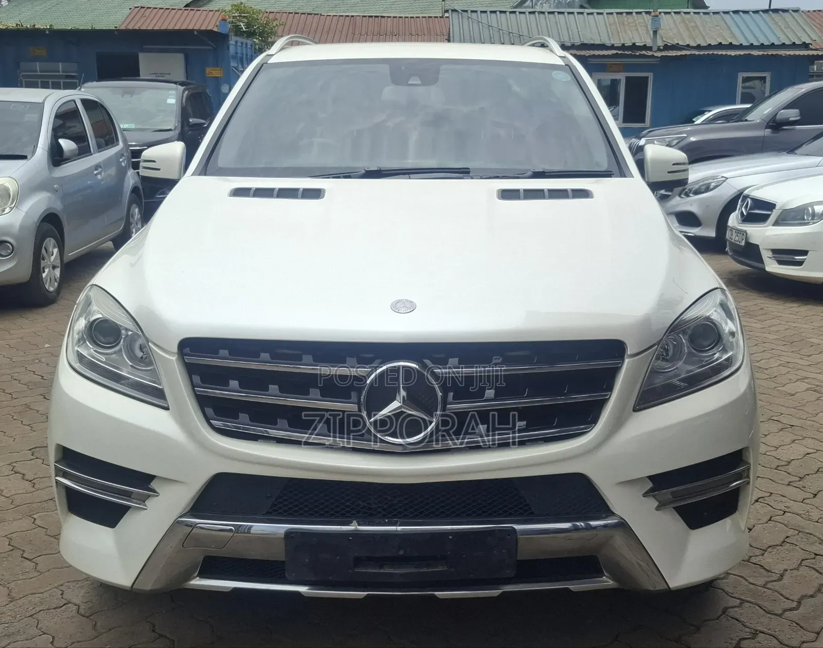 Mercedes-Benz M Class 2013 White