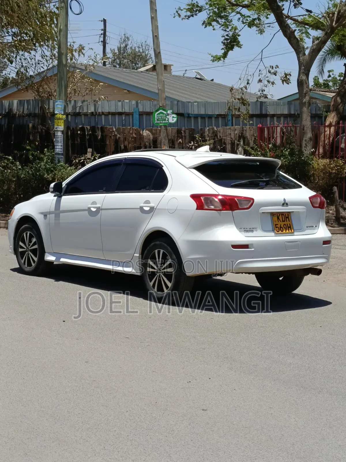 Mitsubishi Galant 2015 White