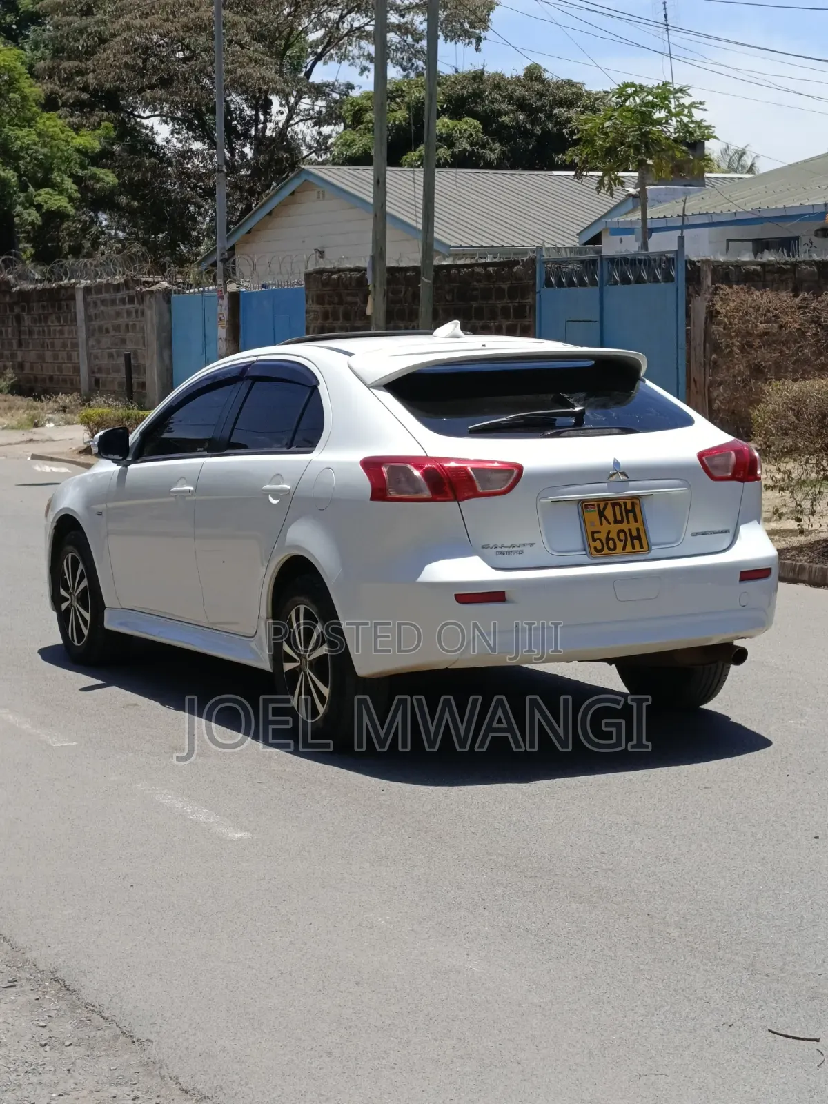 Mitsubishi Galant 2015 White