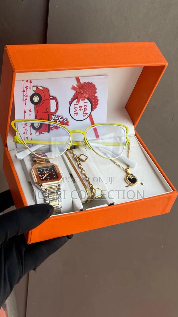 Ladies Watch Gift Set for Any Occasion - thumbnail 4