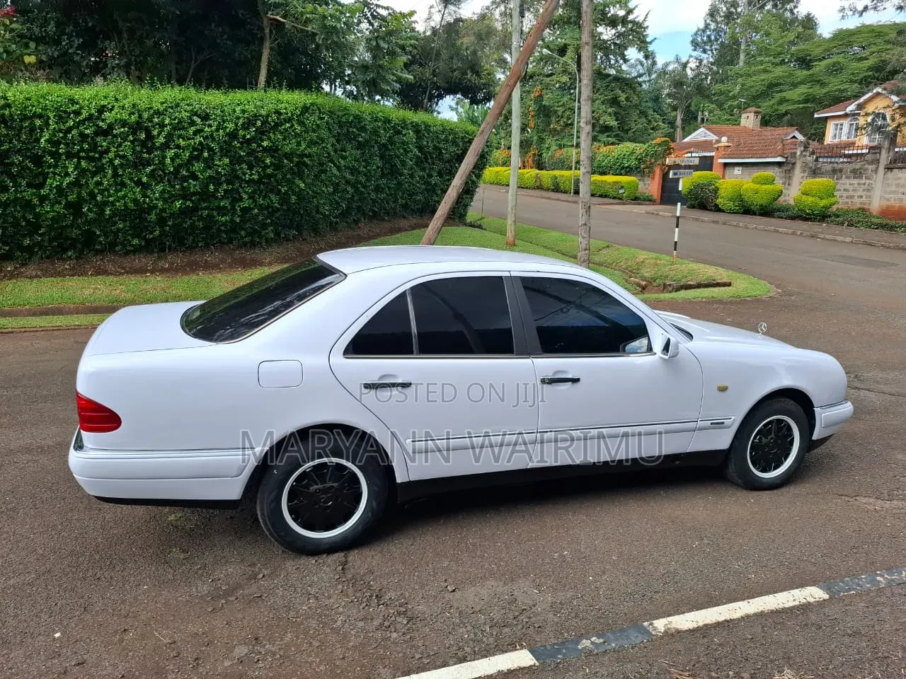 Mercedes-Benz E240 1998 White