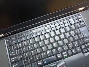 Laptop Lenovo ThinkPad T490s 8GB Intel Core i7 HDD 256GB