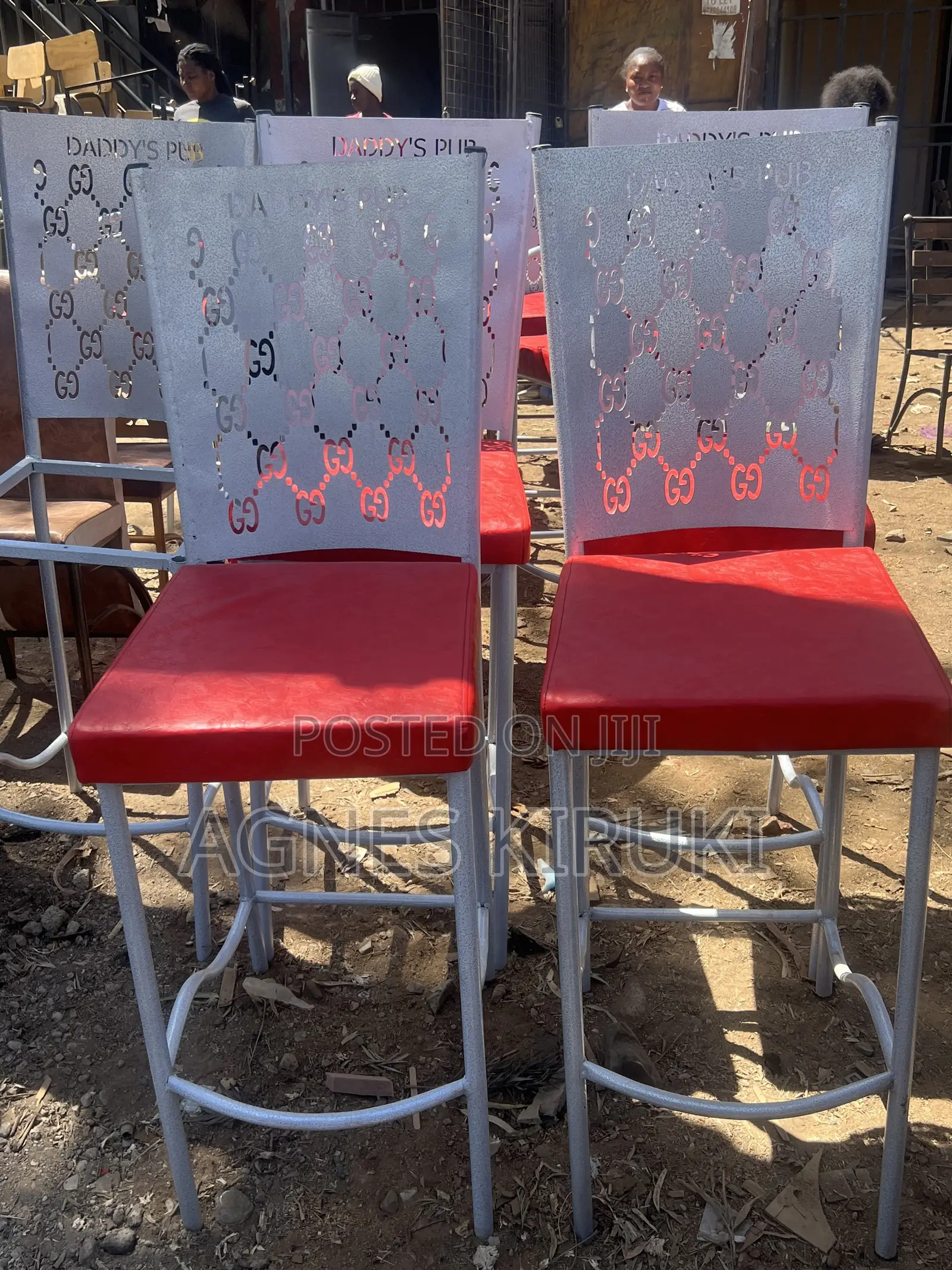 CNN Counter Chair