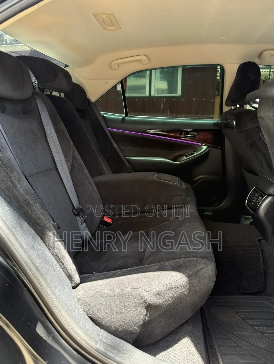 Toyota Crown 2016 Black