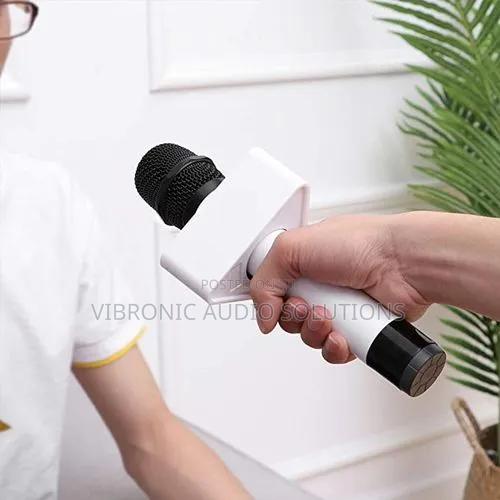 Triangle Shaped TV Interview Microphone Logo Flag Station - White - thumbnail 2