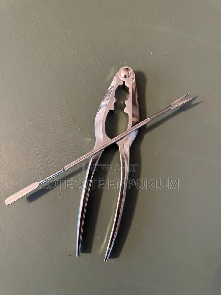 Metallic Nut Racker-15cm Heavy Duty