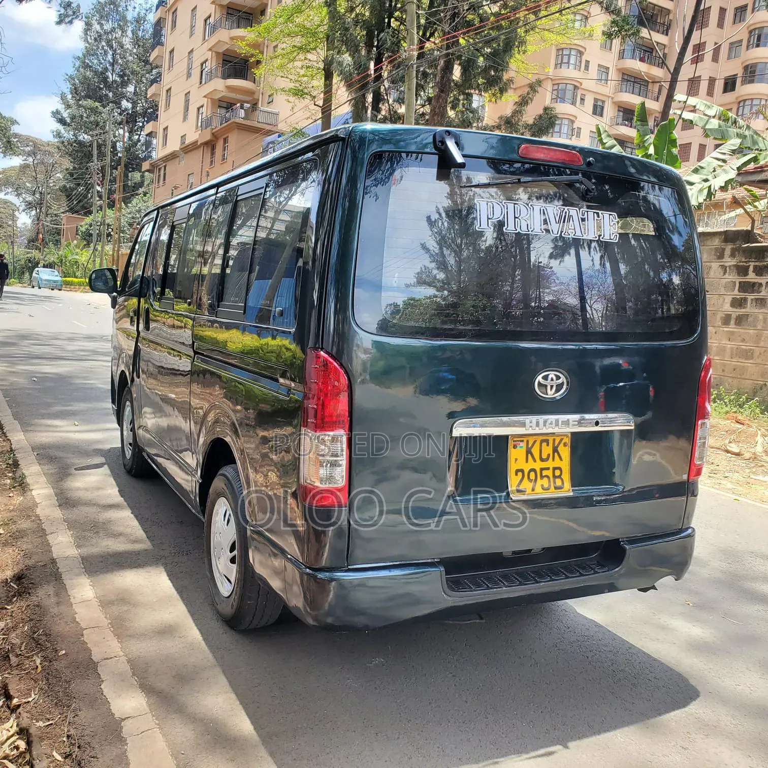 Toyota HiAce 2009 Green
