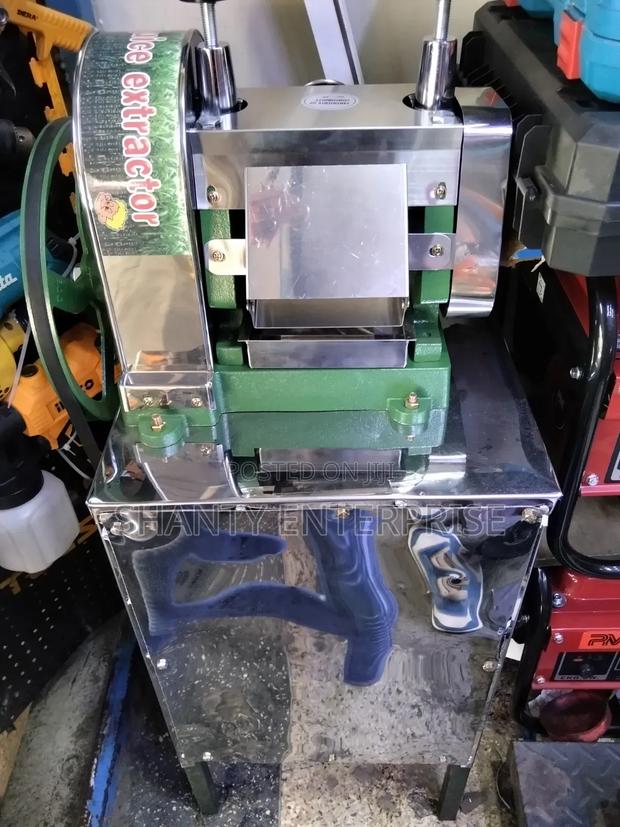 Commercial Sugarcane Juicer - main view