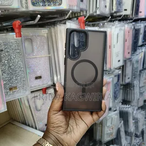 Samsung S24 Ultra Translucent Magnetic Back Case