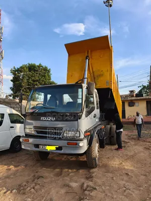 Isuzu FVZ Tipper 2006 Gray