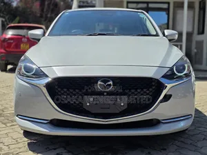 Mazda 2 2020 White