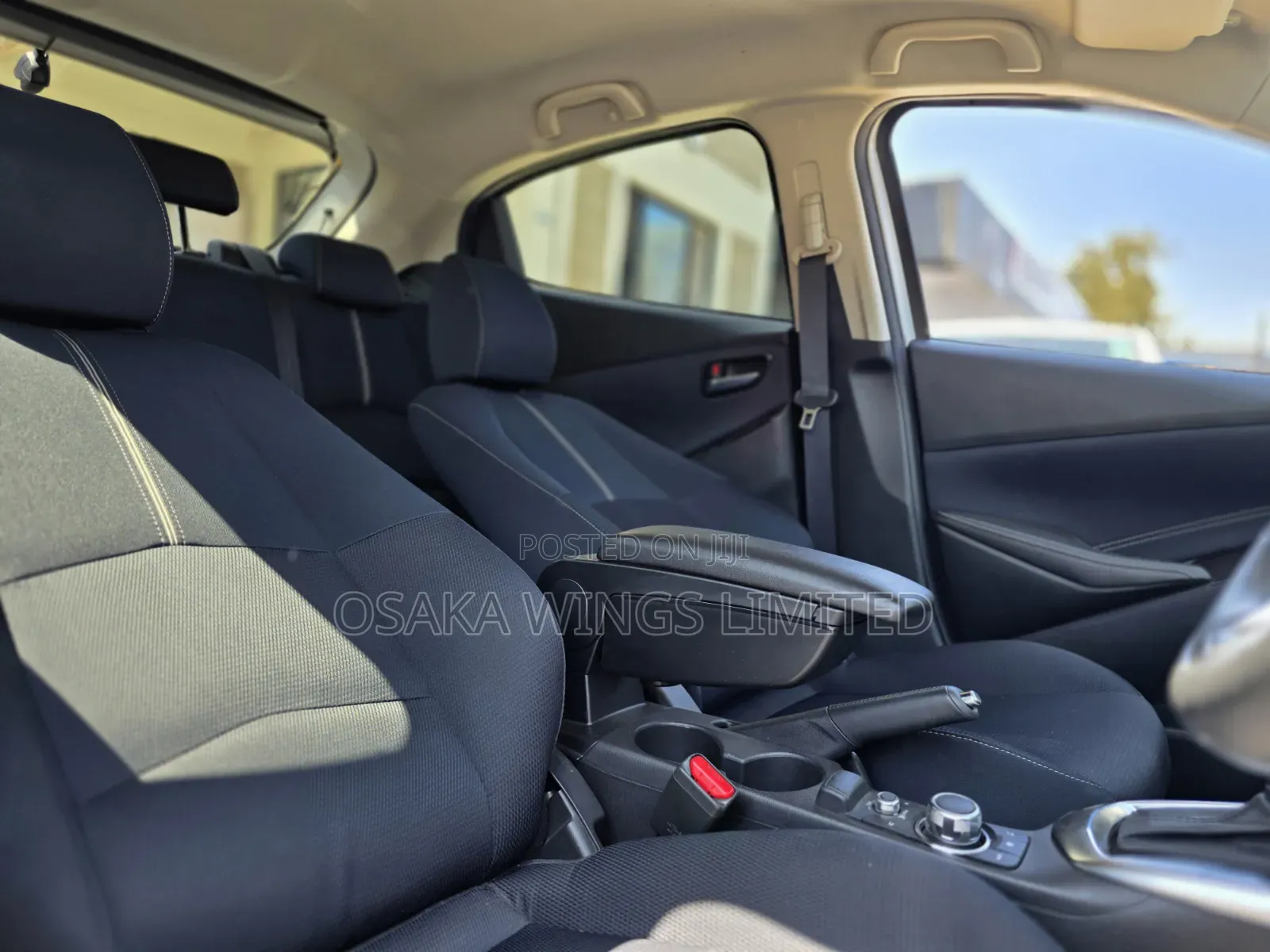 Mazda 2 2020 White