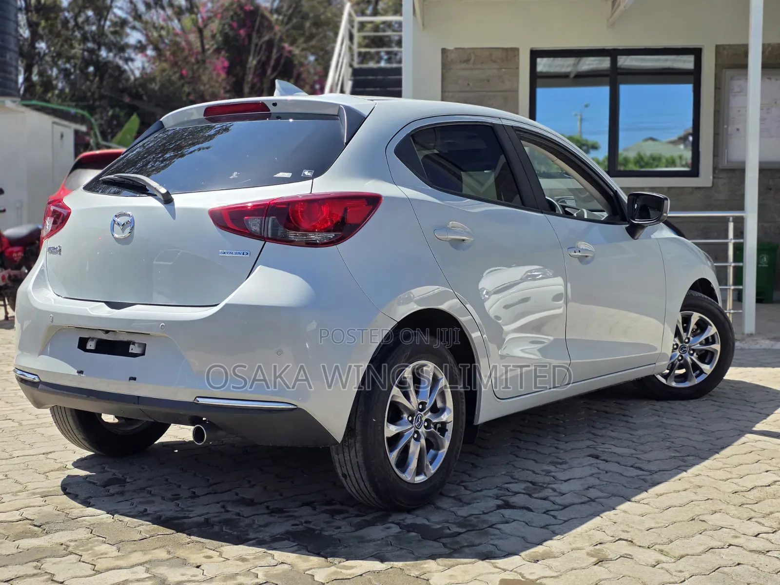 Mazda 2 2020 White