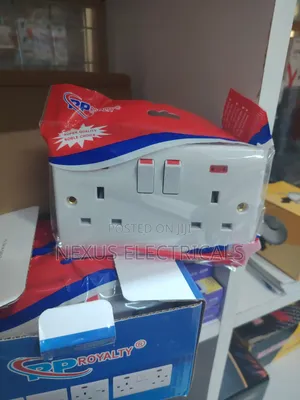 Twin Socket