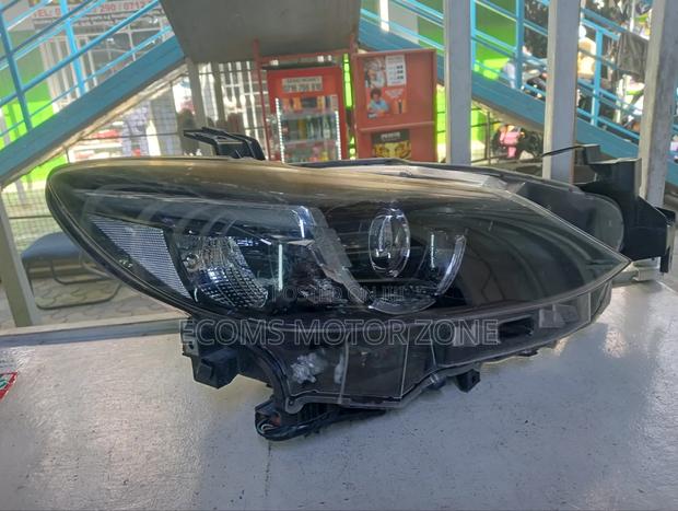 Mazdaatenza 2015 Headlight - thumbnail 2