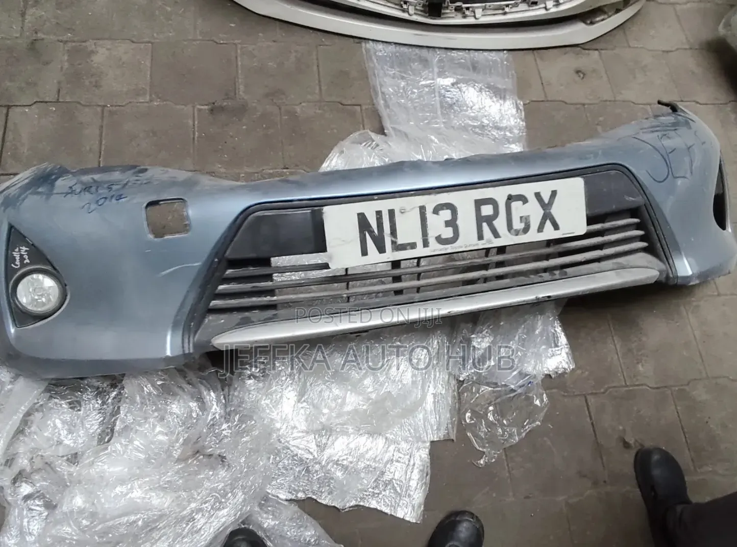 Auris 2014 Front Bumper
