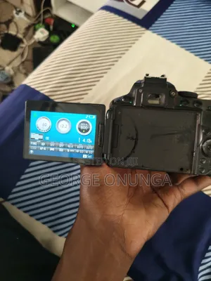Used Nikon 5300D
