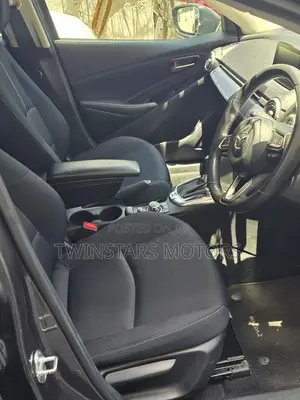 Mazda 2 2019 Gray