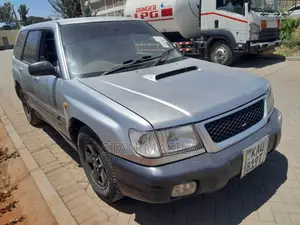 Subaru Forester Automatic 2004 Silver