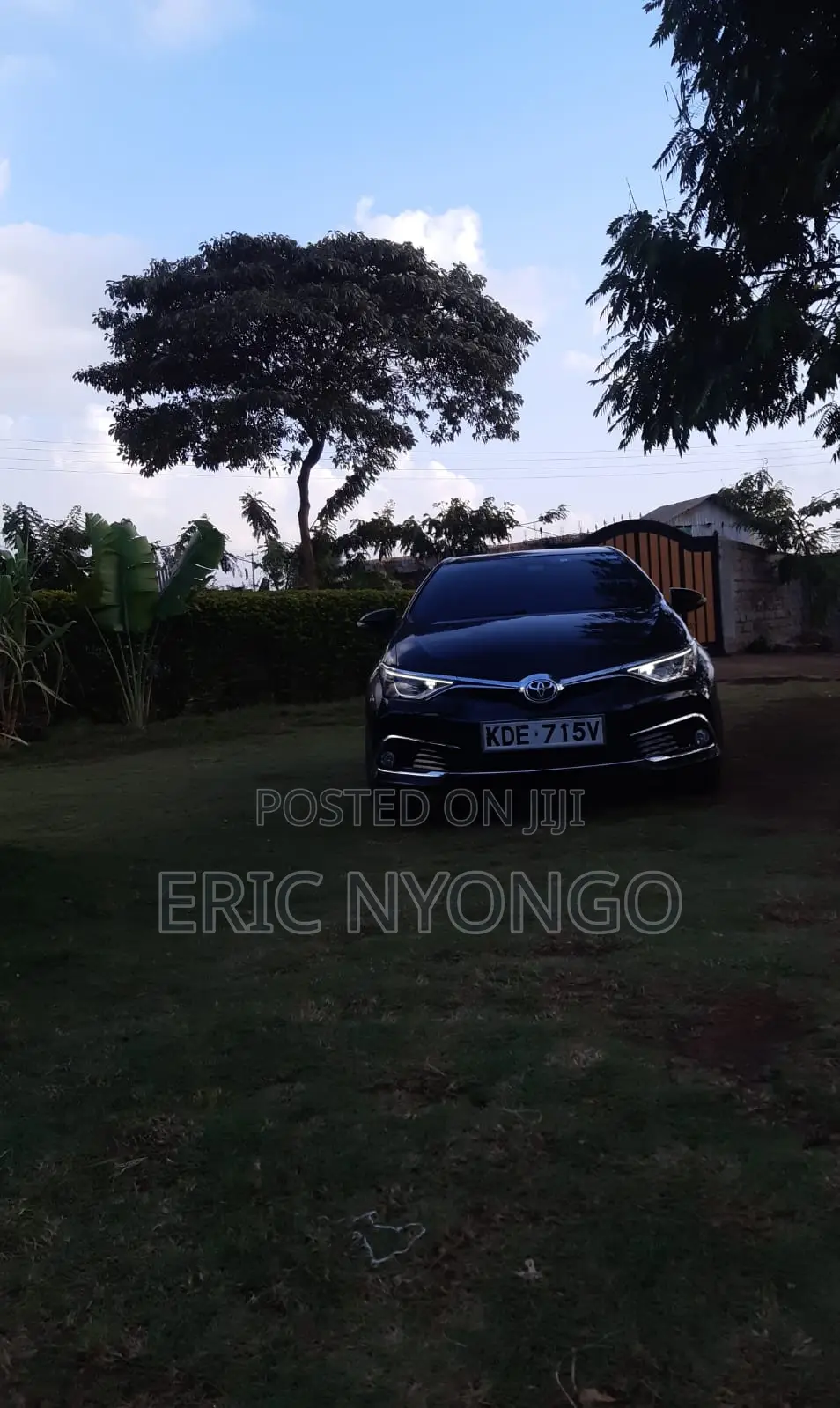 Toyota Auris 2016 Black