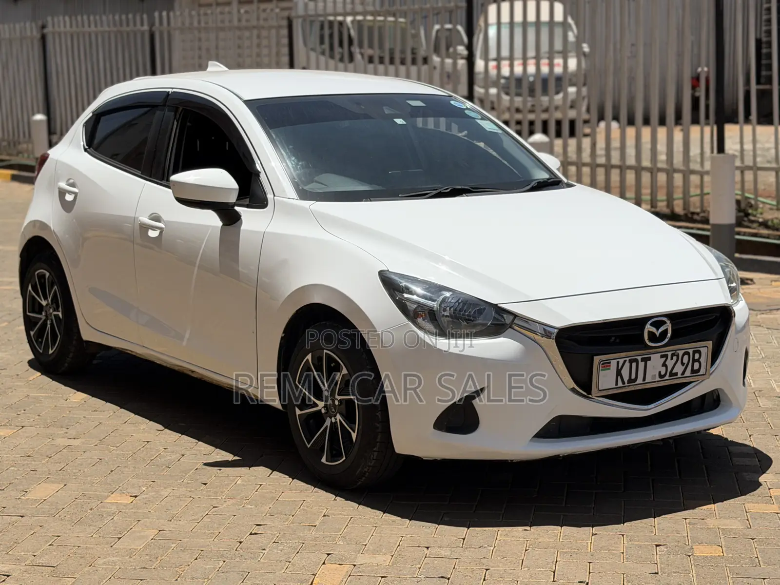 Mazda Demio 2018 White