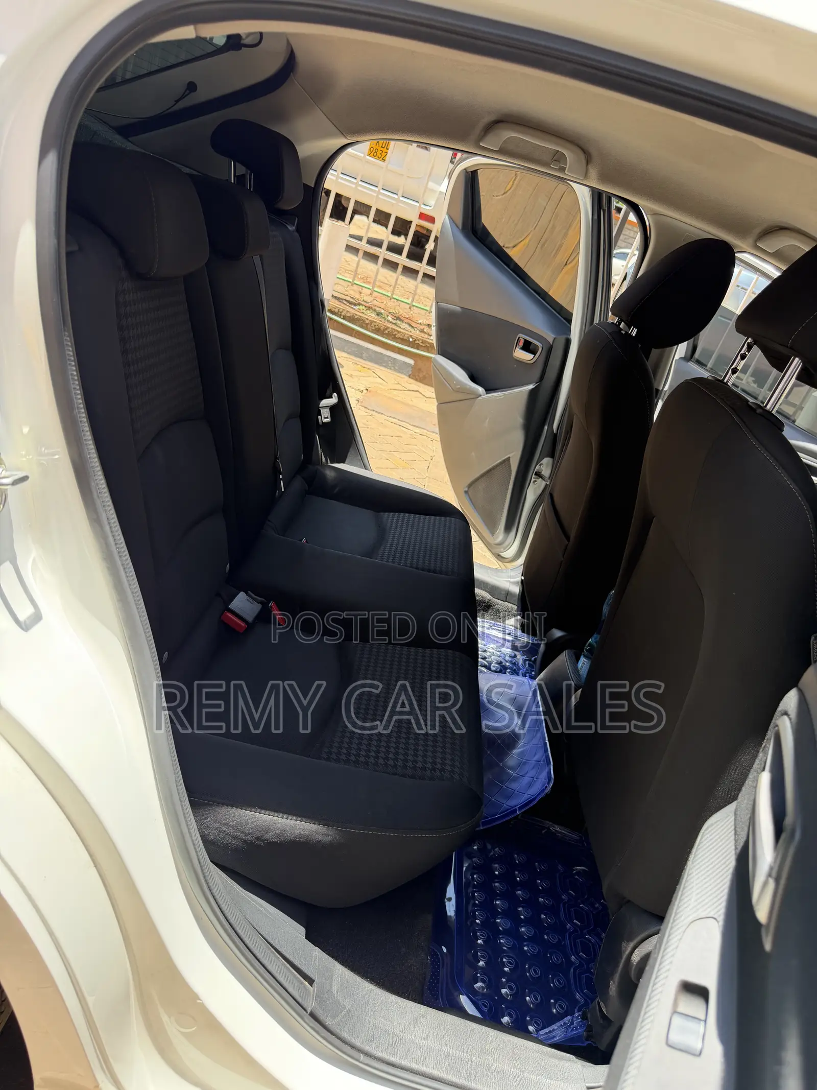 Mazda Demio 2018 White