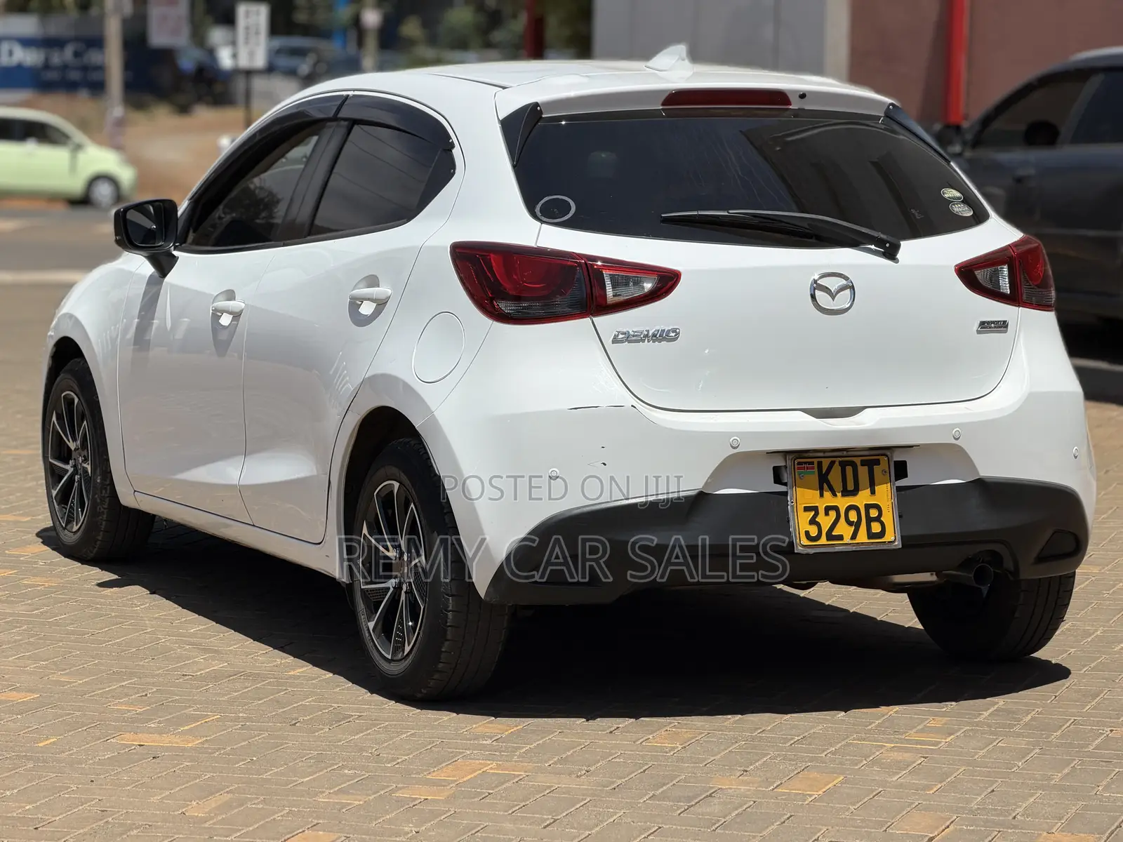 Mazda Demio 2018 White