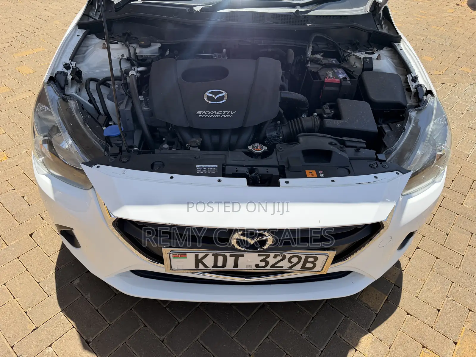 Mazda Demio 2018 White
