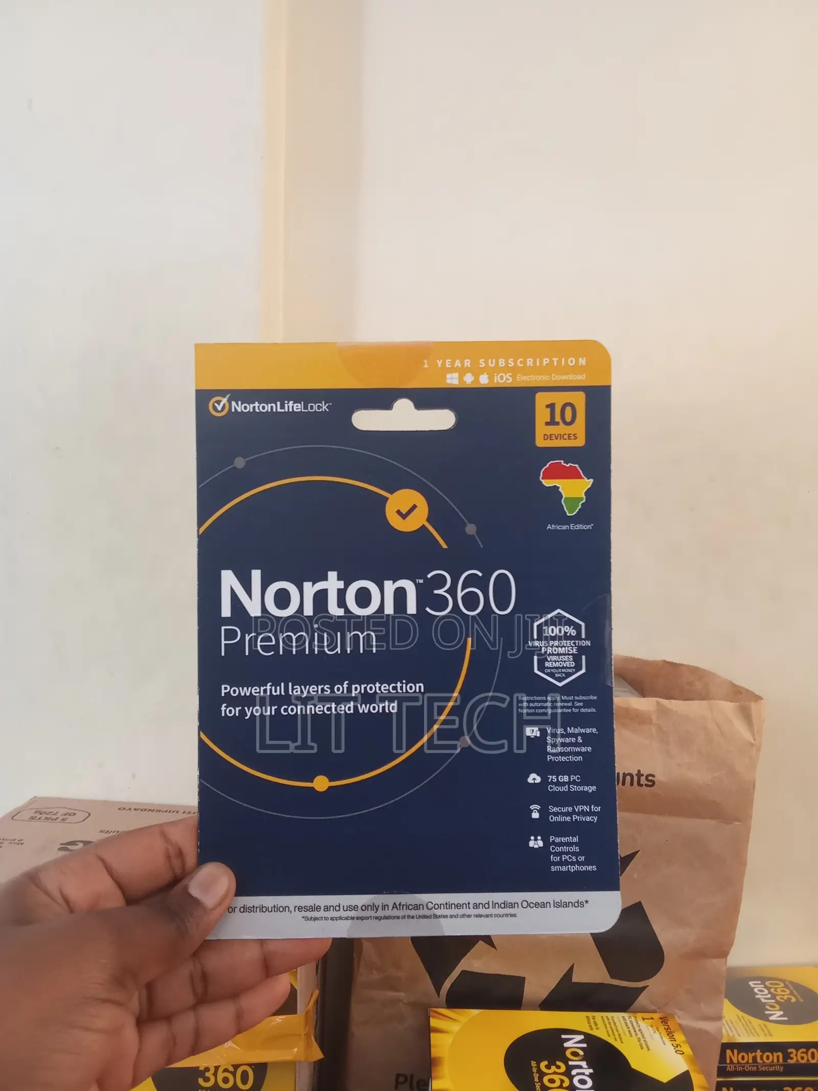 Norton 360 Premium,a 1-Year Subscription Antivirus Software 10 Devices