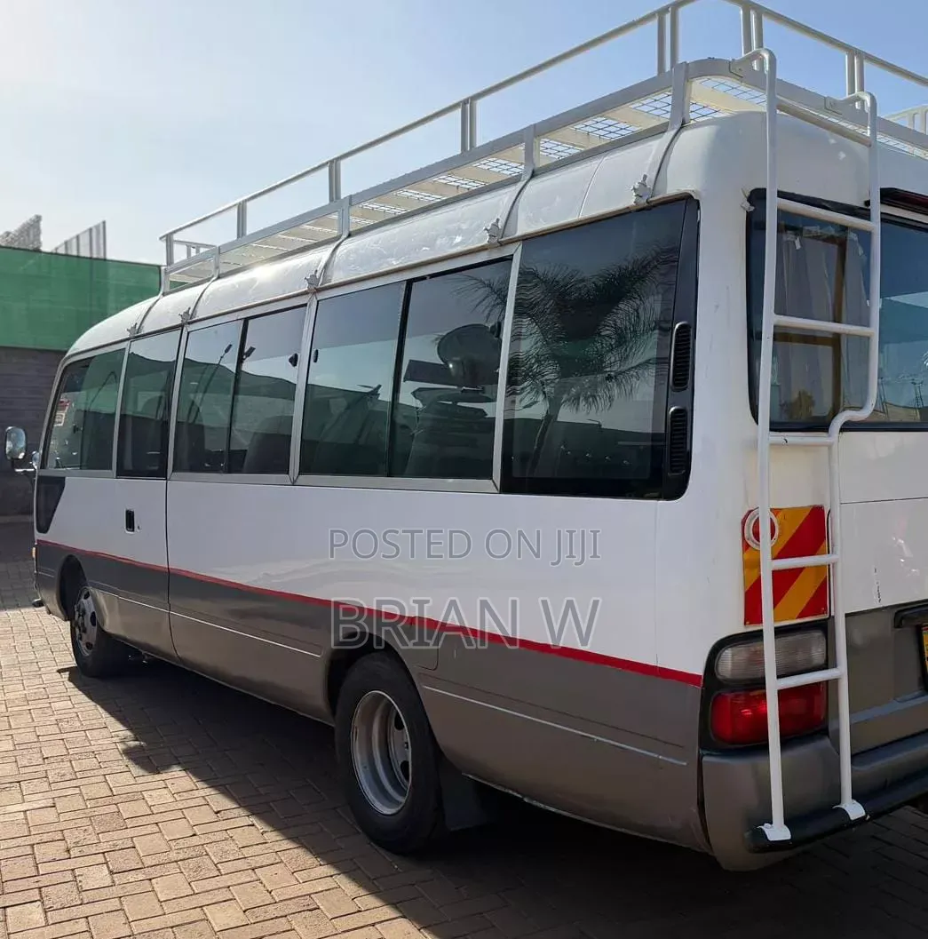 Toyota Coaster 2005 White