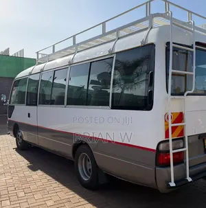 Toyota Coaster 2005 White