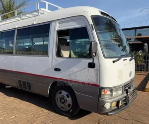 Toyota Coaster 2005 White