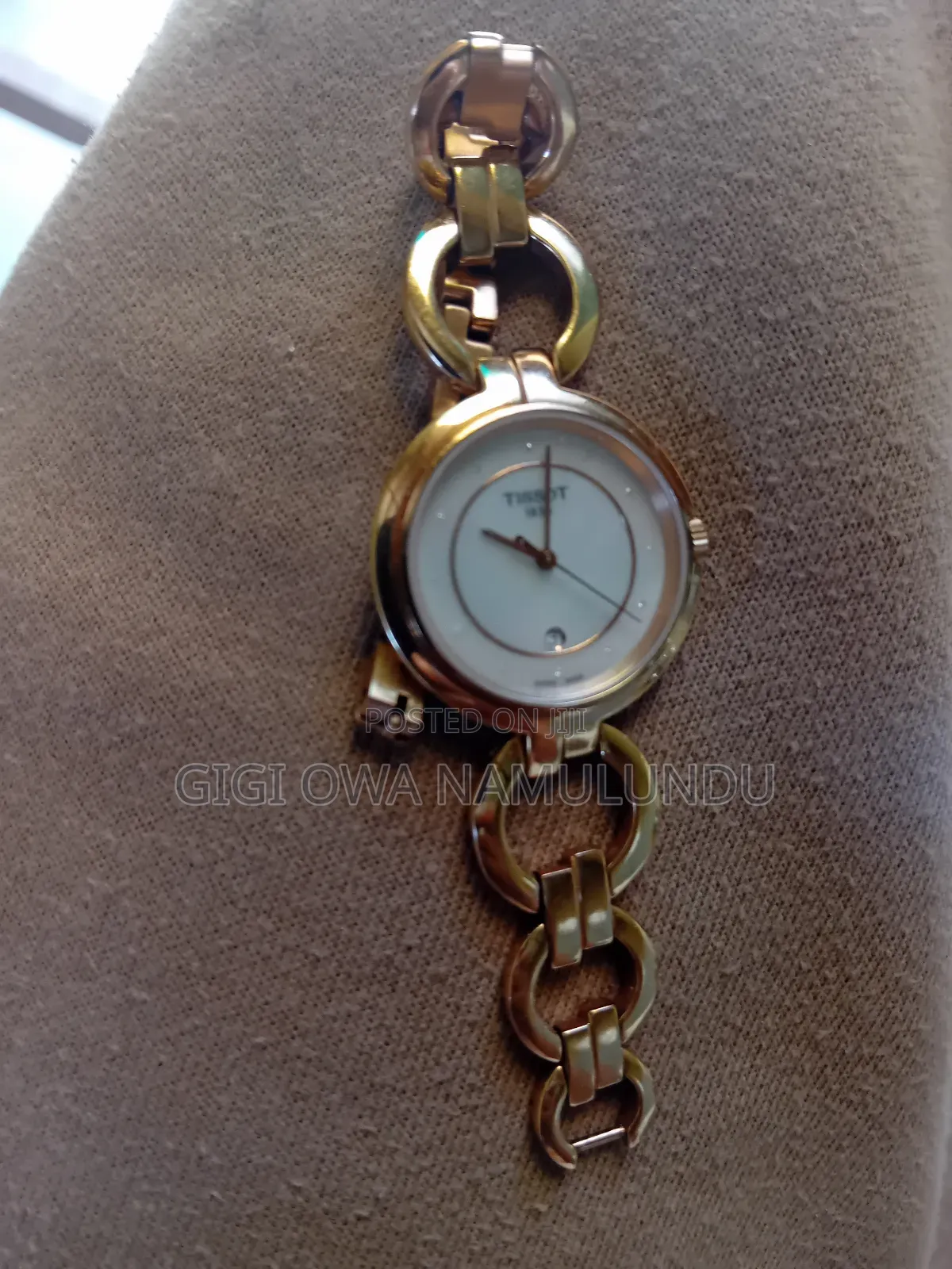 Gold Tossot 1853 Sapphire Crystal