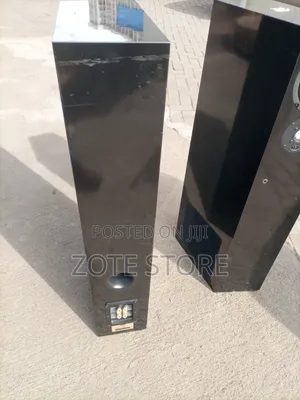 NHT 2.5itower Speakers