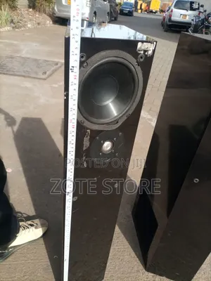 NHT 2.5itower Speakers