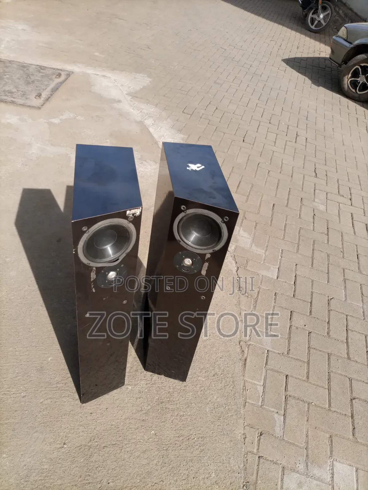 NHT 2.5itower Speakers