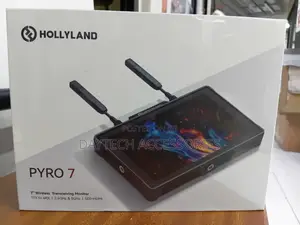 The Hollyland Pyro 7 7-Inch Wireless Transceiving Monitor