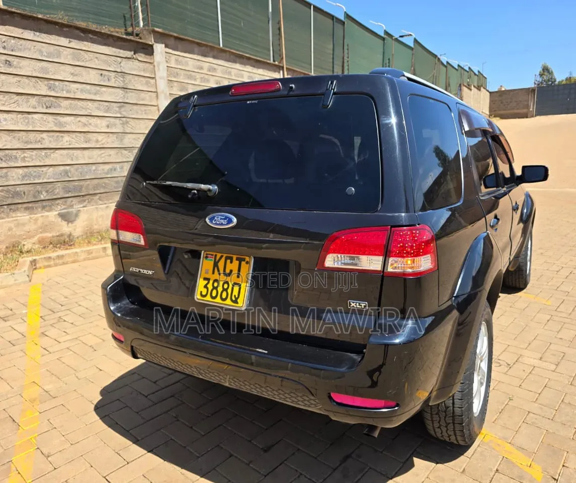 Ford Escape 2011 Black