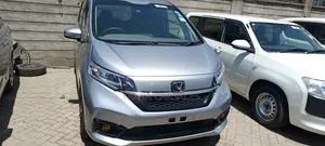 Honda Freed 2019 Silver