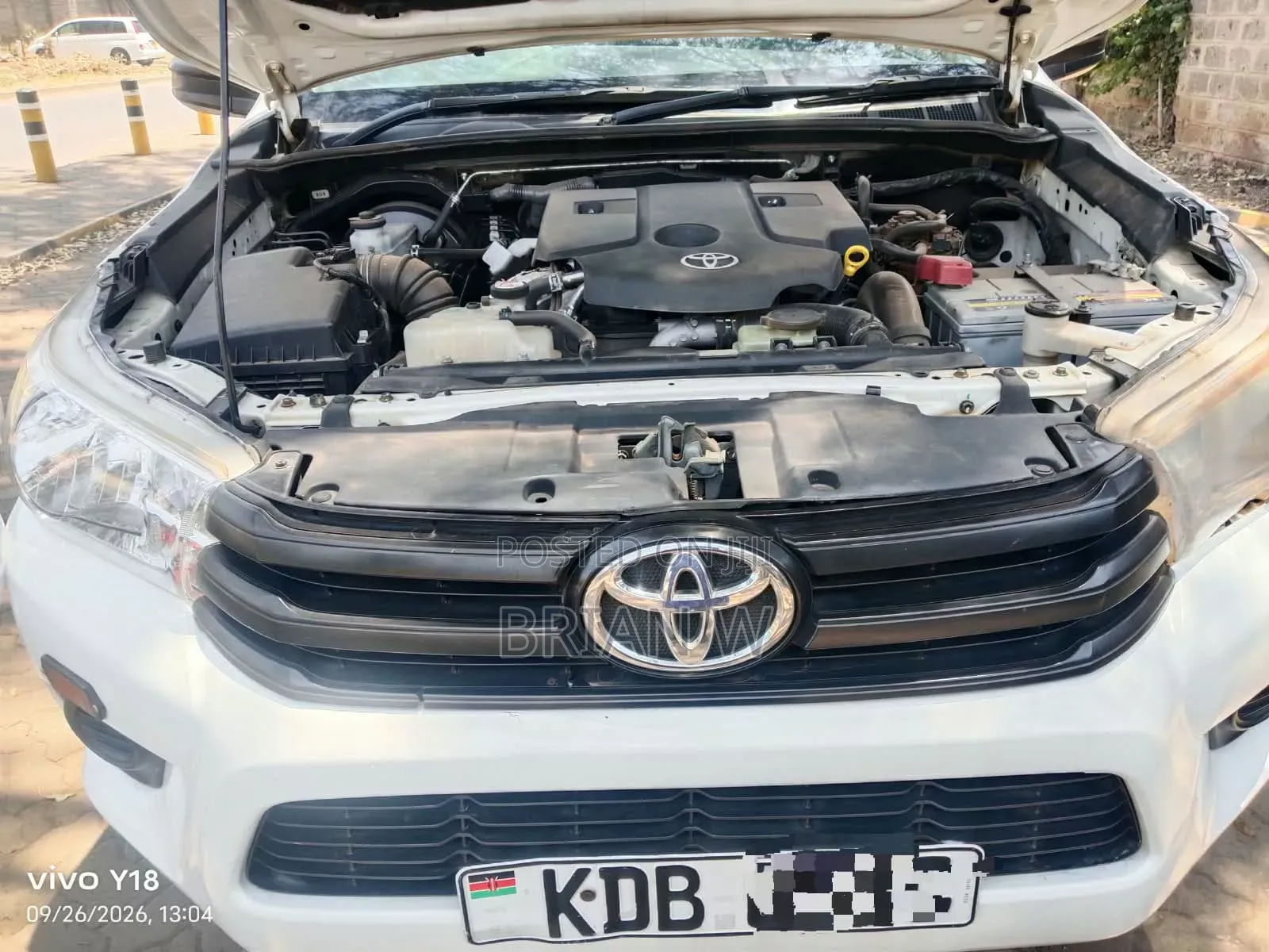 Toyota Hilux 2020 White