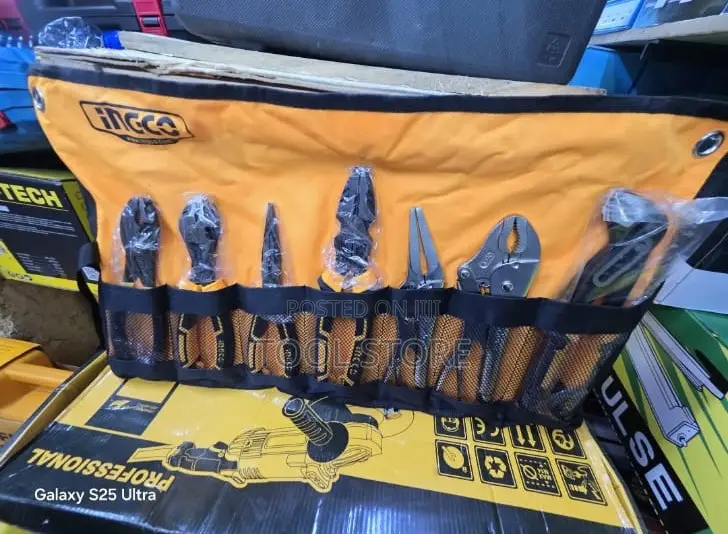 DeWalt 88V Max Cordless Drill Set/DeWalt Heavy-Duty Drill & Bit Kit