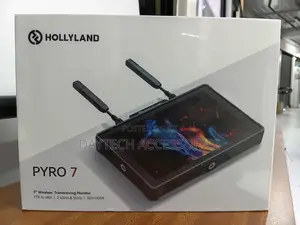 Hollyland Pyro 7 Wireless Video Transmitter 7 Inch Camera Monitor.