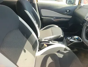 Nissan Note 1.2 Hybrid 2019 Yellow