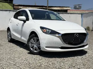 Mazda 2 2019 Pearl