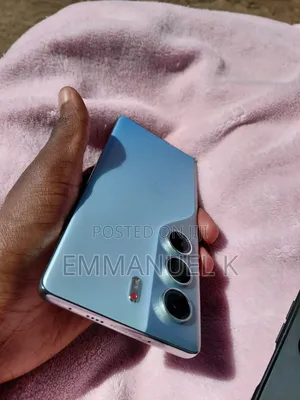 Tecno Camon 40 Pro 4G 256 GB Blue